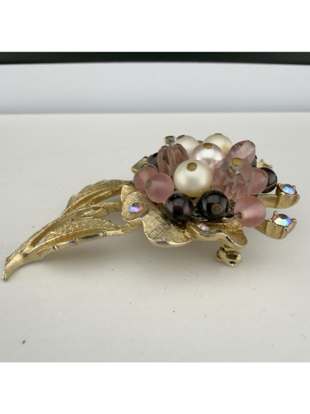 Vintage Coro Floral Brooch Rhinestone Faux Pearls AB Purple Bouquet Glass Bead - Picture 4 of 10
